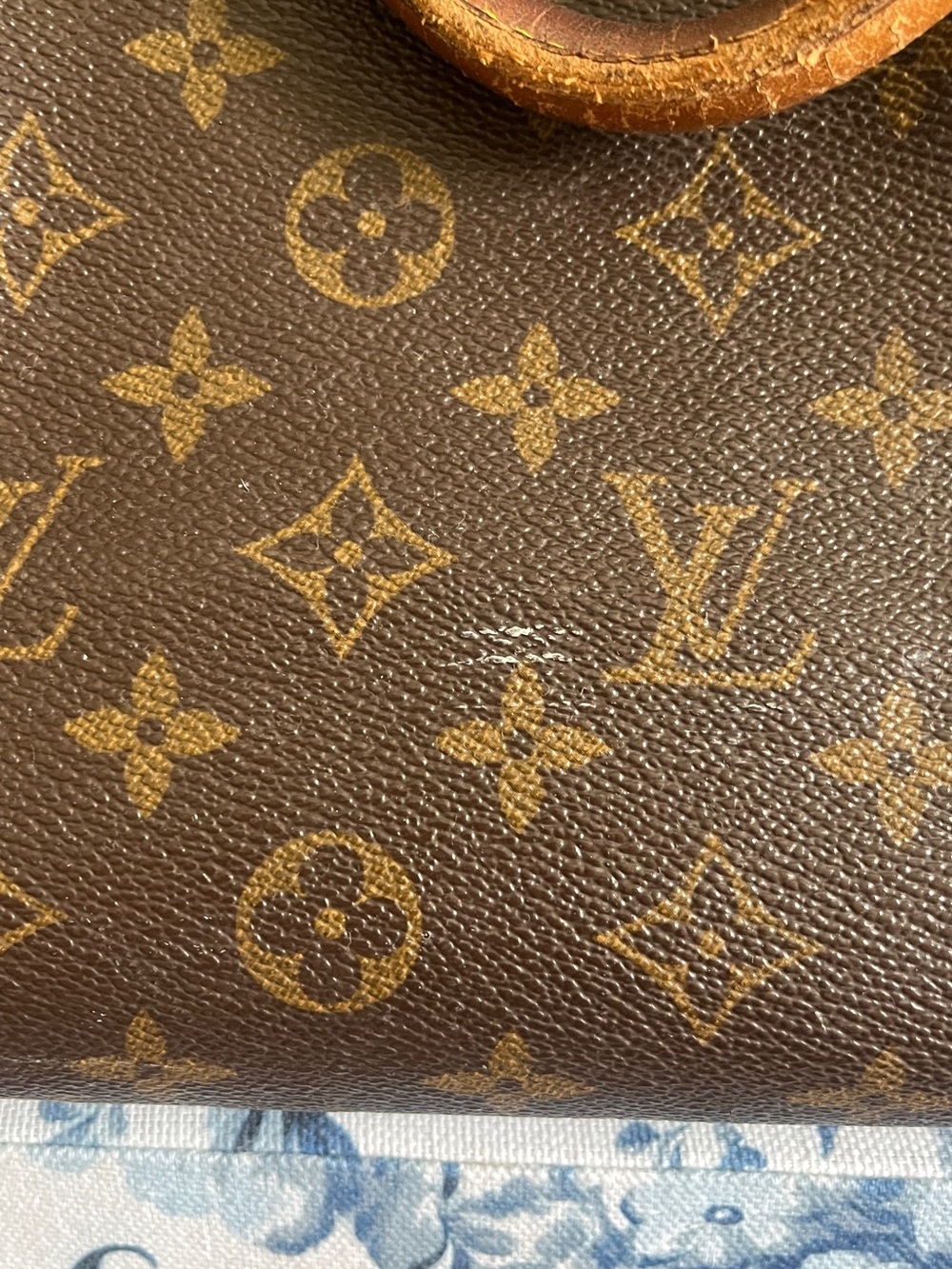 Louis Vuitton Speedy 40 Classic Monogram - Picture 7 of 13